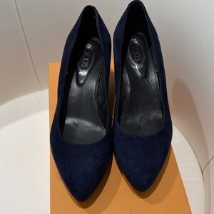 Tod's Navy Suede Pointed Toe Pumps - Classic Women's Heels